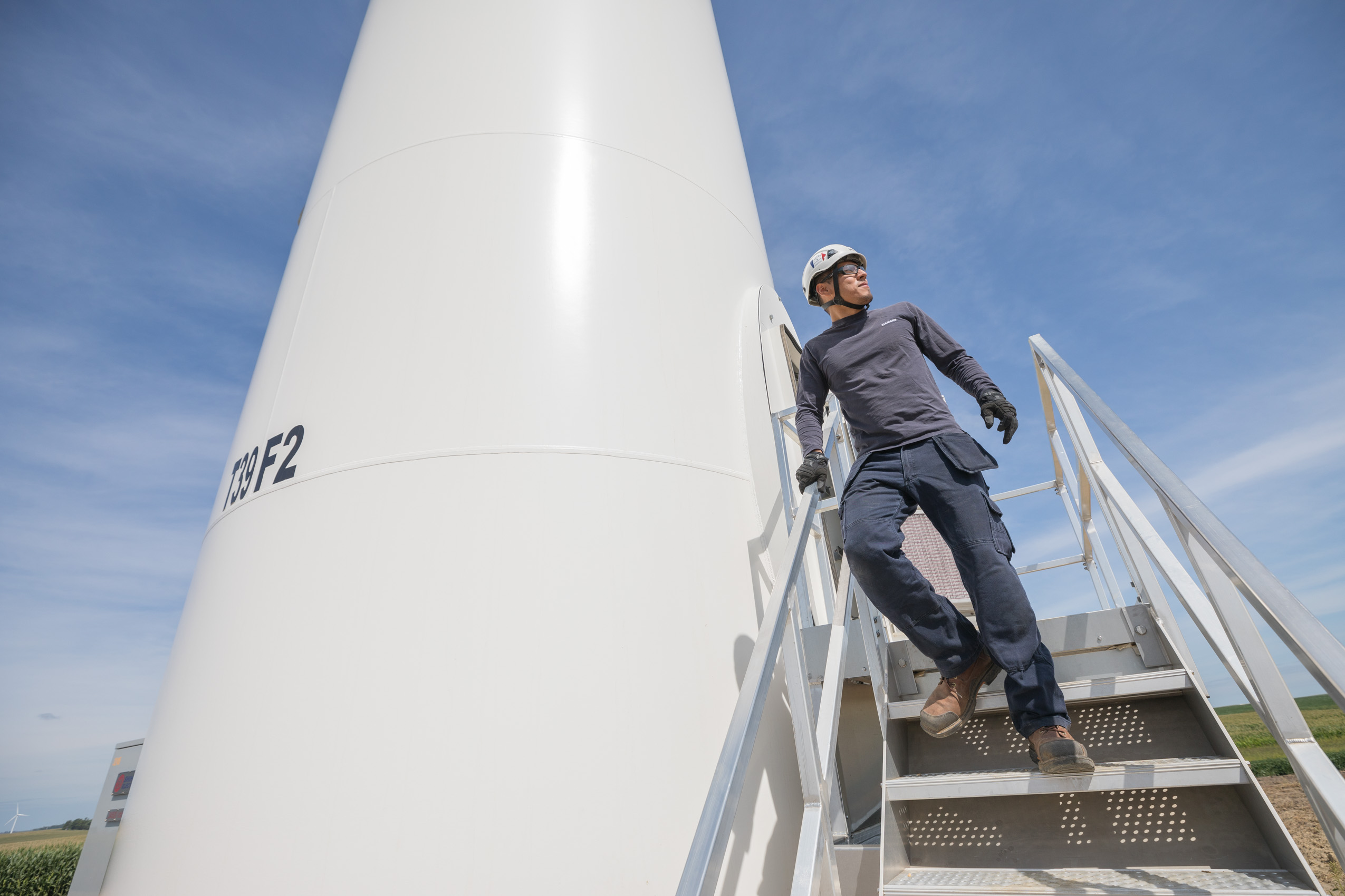 EDF renewables wind turbine technicians at Glaciers Edge with clean renewable energy Photographer Rich Crowder